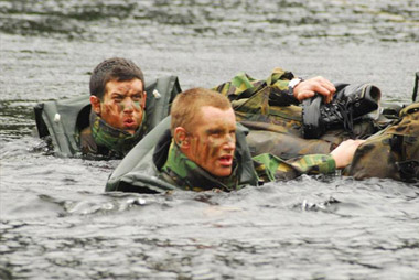 Tactical Swim in Mid-Wales. Why only one boot? (37.11kb)