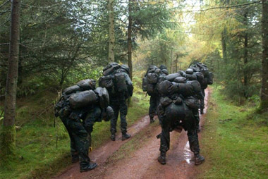 Cambrian Patrol is an arduous and realistic exercise. (42.85kb)